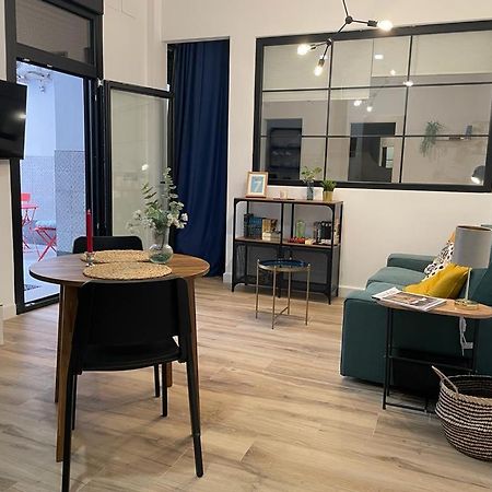 Apartamentos Sol Y Luna La Línea de la Concepción Kültér fotó