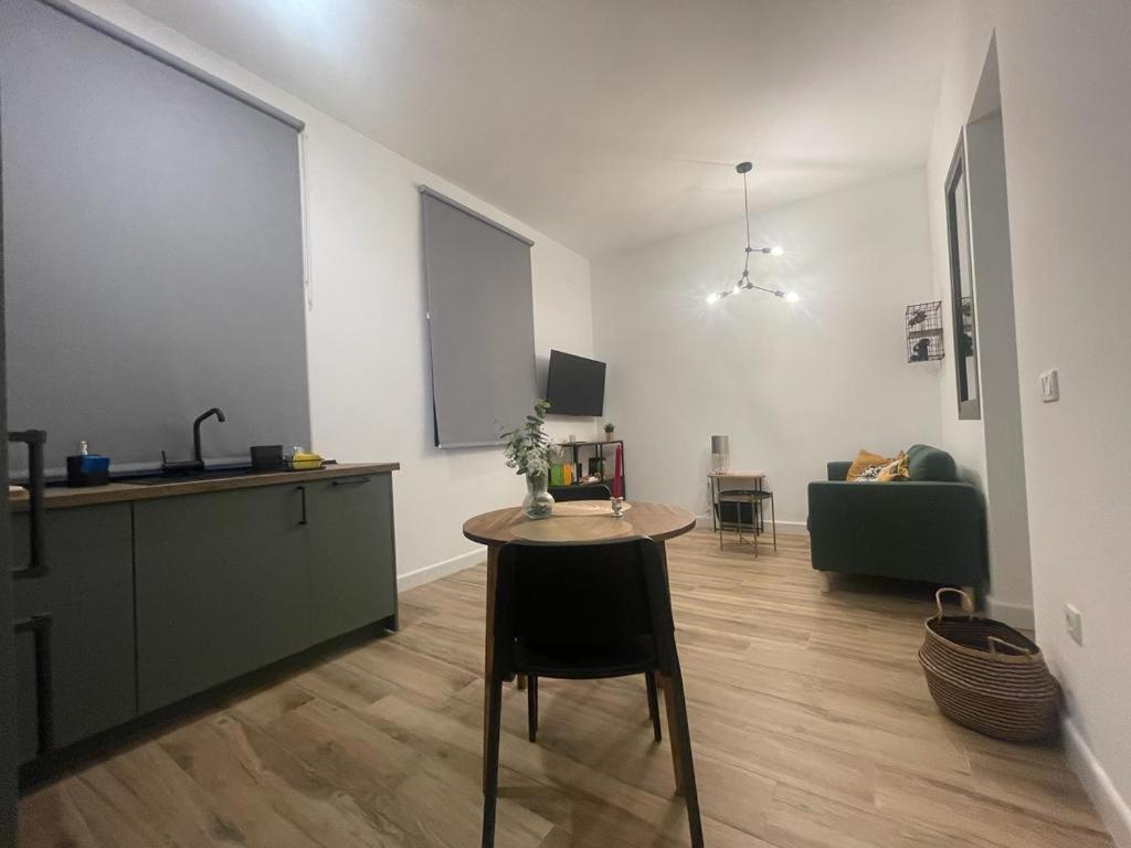 Apartamentos Sol Y Luna La Línea de la Concepción Kültér fotó