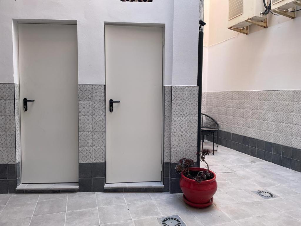 Apartamentos Sol Y Luna La Línea de la Concepción Kültér fotó