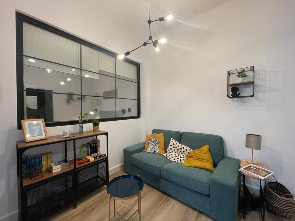 Apartamentos Sol Y Luna La Línea de la Concepción Kültér fotó